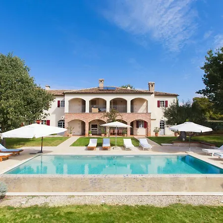 Sophie By Interhome Poreč